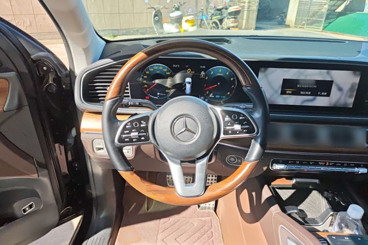 Used Mercedes-Benz GLS 2023 Refreshed GLS 450 4MATIC Luxury Edition Steering Wheel