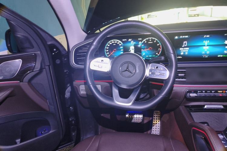 Used Mercedes-Benz GLS 2023 GLS 450 4MATIC Stylish Model Steering Wheel