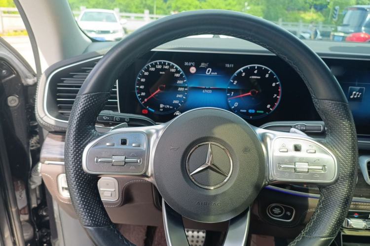 Used Mercedes-Benz GLS 2023 GLS 450 4MATIC Stylish Model Steering Wheel