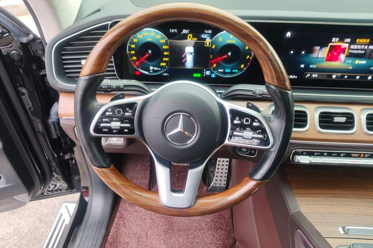 Used Mercedes-Benz GLS 2023 Refreshed GLS 450 4MATIC Luxury Edition Steering Wheel
