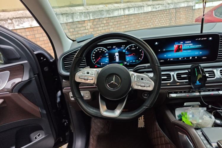 Used Mercedes-Benz GLS 2023 Second Facelift GLS 450 4MATIC Stylish Version Steering Wheel