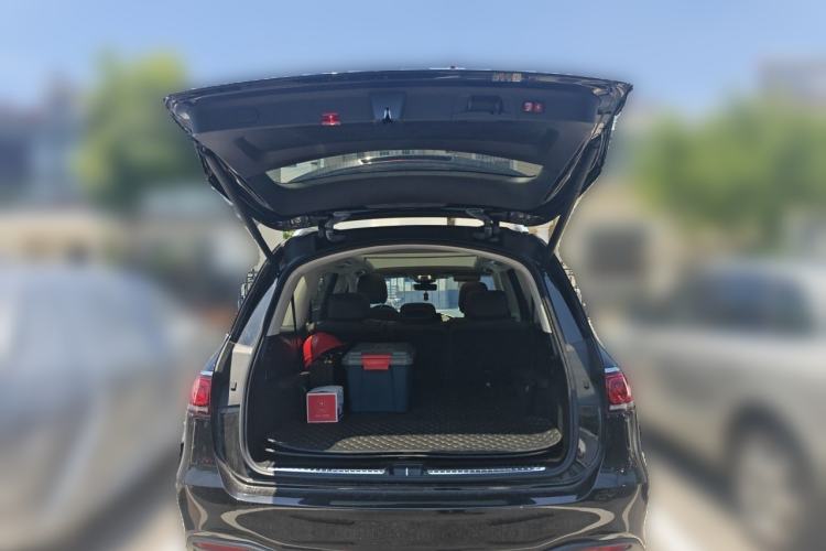 Used Mercedes-Benz GLS 2023 GLS 450 4MATIC Stylish Model Trunk