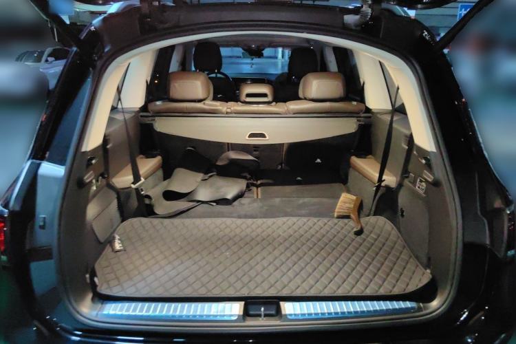 Used Mercedes-Benz GLS 2023 Refresh GLS 450 4MATIC Fashion Edition Trunk