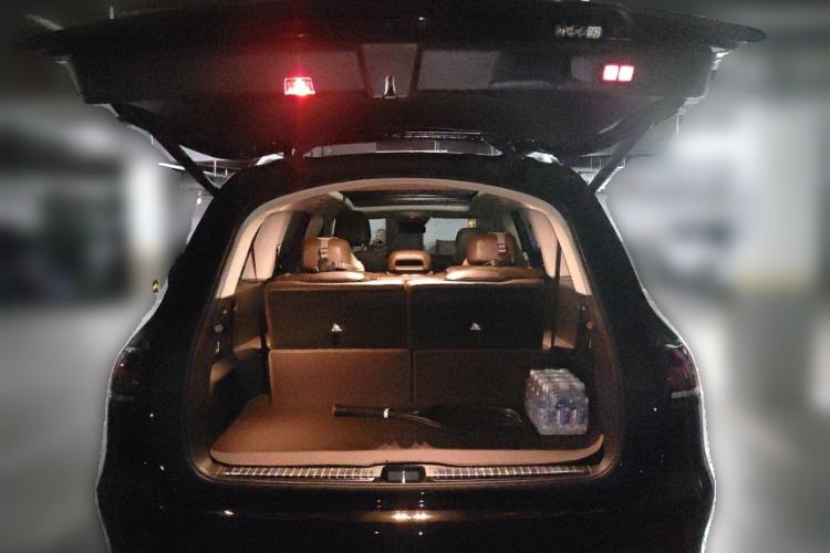 Used Mercedes-Benz GLS 2023 GLS 450 4MATIC Luxury Model Trunk