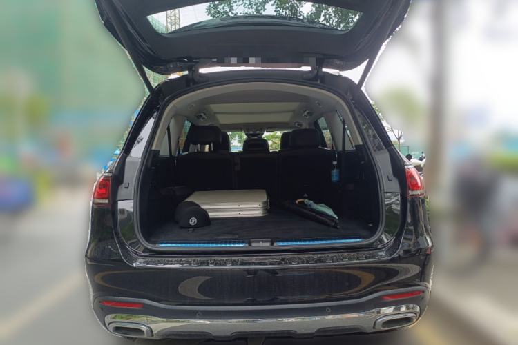Used Mercedes-Benz GLS 2023 GLS 450 4MATIC Luxury Model Trunk