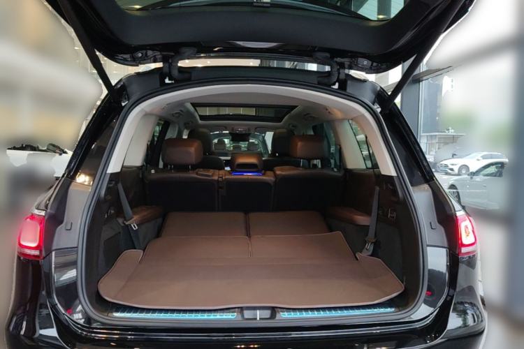 Used Mercedes-Benz GLS 2023 GLS 450 4MATIC Stylish Model Trunk