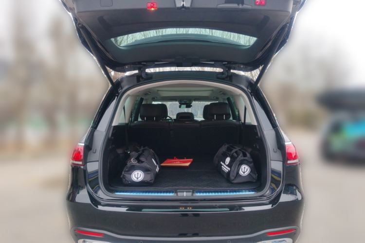 Used Mercedes-Benz GLS 2023 Refreshed GLS 450 4MATIC Luxury Edition Trunk