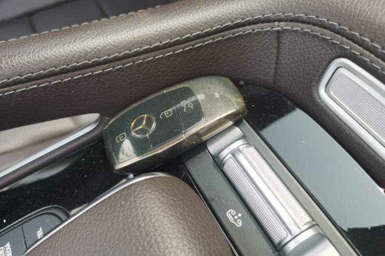 Used Mercedes-Benz GLS 2023 Refresh GLS 450 4MATIC Fashion Edition Vehicle Key
