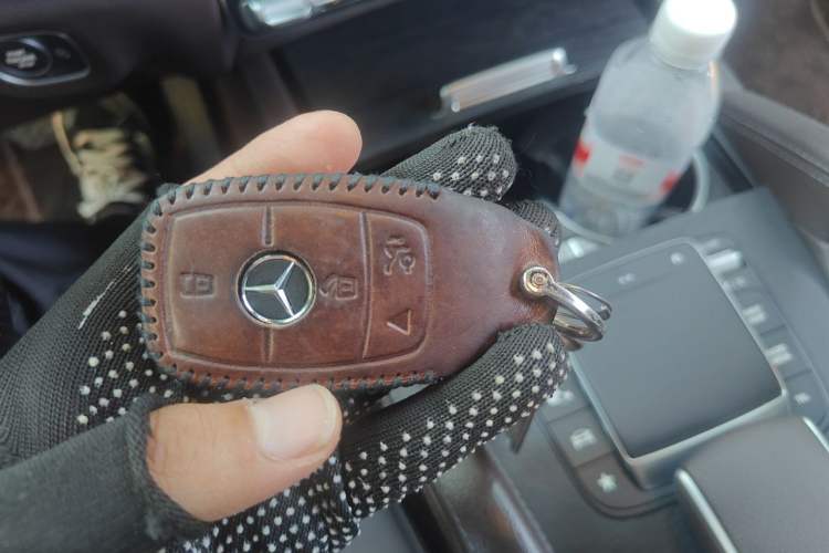 Used Mercedes-Benz GLS  Vehicle Key