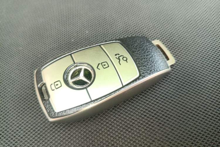 Used Mercedes-Benz GLS 2023 GLS 450 4MATIC Stylish Model Vehicle Key