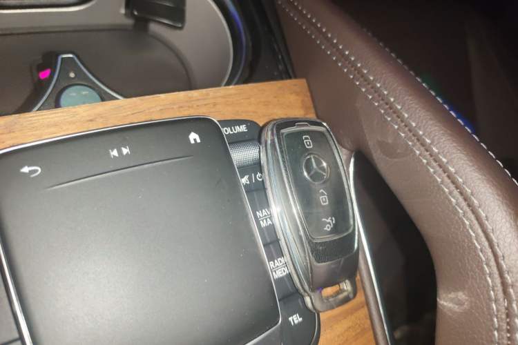 Used Mercedes-Benz GLS 2023 GLS 450 4MATIC Luxury Model Vehicle Key