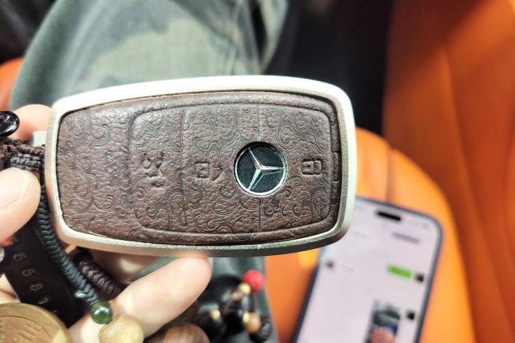 Used Mercedes-Benz GLS  Vehicle Key