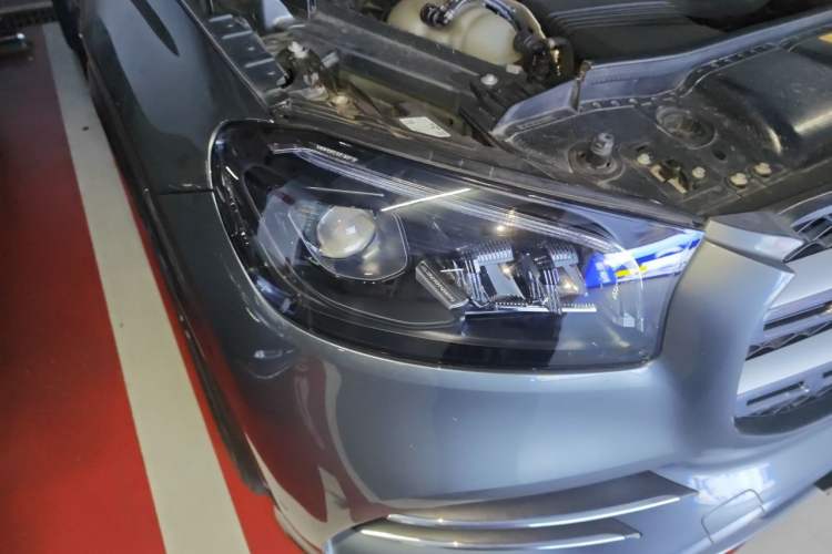 Used Mercedes-Benz GLS 2023 GLS 450 4MATIC Stylish Model Right Front Headlight