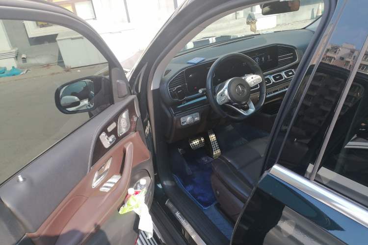 Used Mercedes-Benz GLS 2023 GLS 450 4MATIC Stylish Model Driver Seat