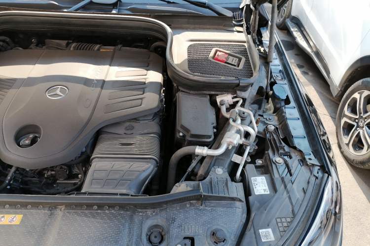 Used Mercedes-Benz GLS 2023 GLS 450 4MATIC Stylish Model Engine Bay Left