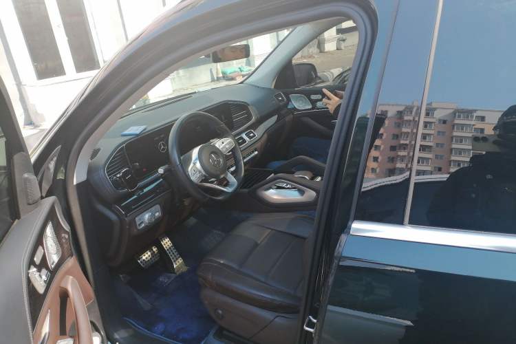 Used Mercedes-Benz GLS 2023 GLS 450 4MATIC Stylish Model Left Front Seat