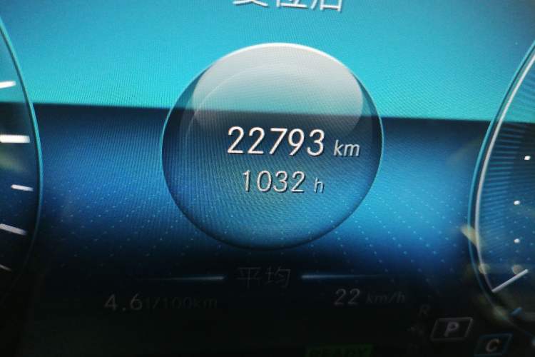 Used Mercedes-Benz GLS 2023 GLS 450 4MATIC Stylish Model Odometer Close Up