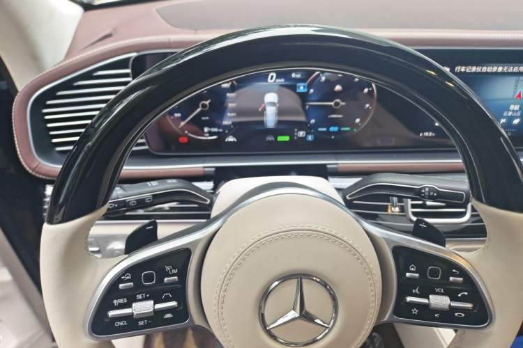 Used Mercedes-Benz GLS 2023 GLS 450 4MATIC Stylish Model Instrument Cluster