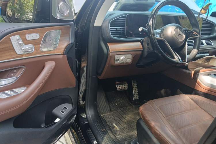 Used Mercedes-Benz GLS 2024 GLS 450 4MATIC Luxury Model Driver Seat