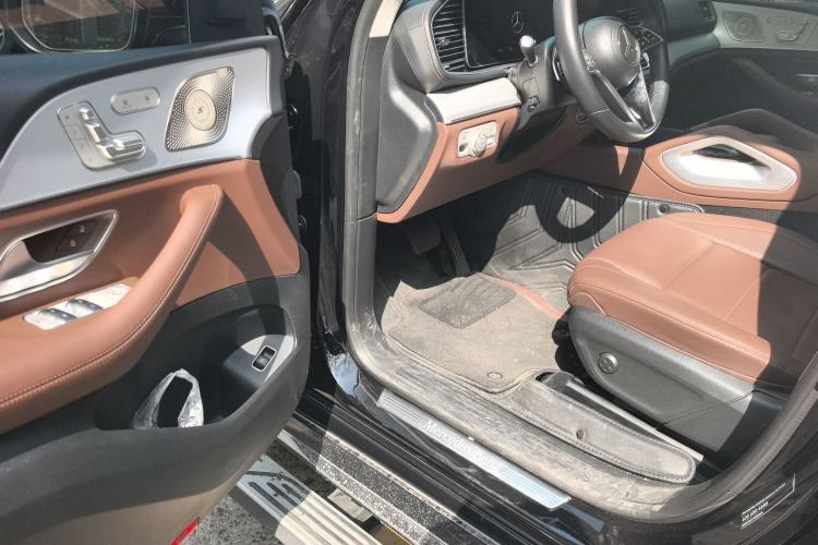 Used Mercedes-Benz GLS 2024 GLS 400 4MATIC Driver Seat