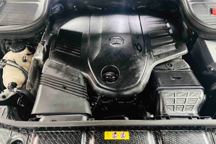 Used Mercedes-Benz GLS 2024 GLS 400 4MATIC Engine Bay