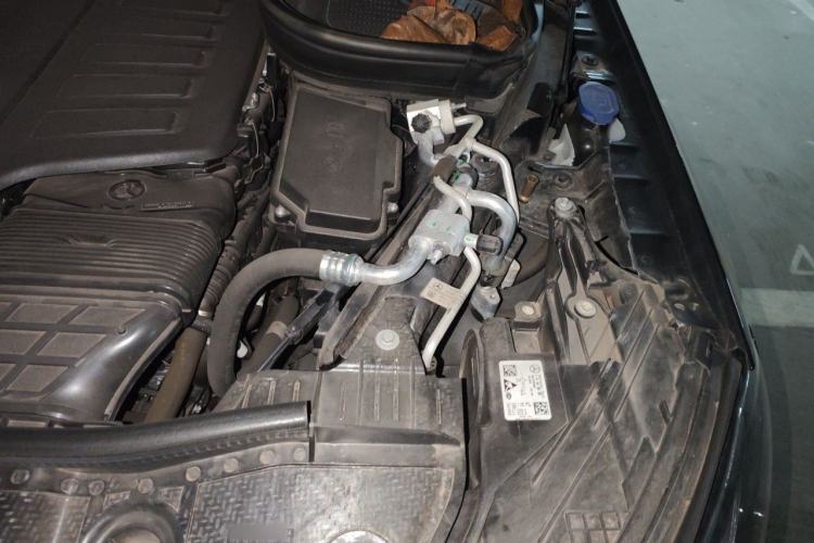 Used Mercedes-Benz GLS 2024 GLS 450 4MATIC Stylish Model Engine Bay Left