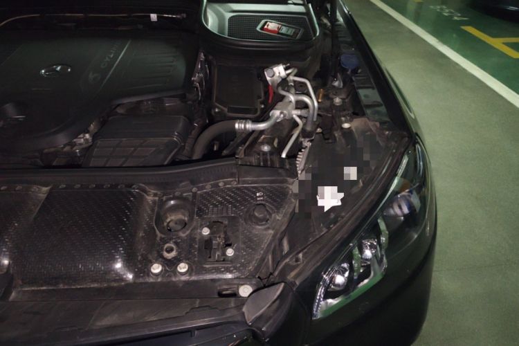 Used Mercedes-Benz GLS  Engine Bay Left