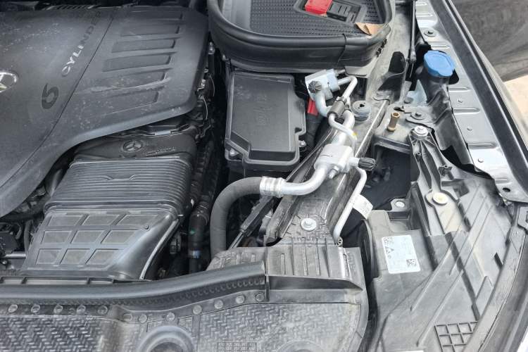 Used Mercedes-Benz GLS 2024 GLS 400 4MATIC Engine Bay Left