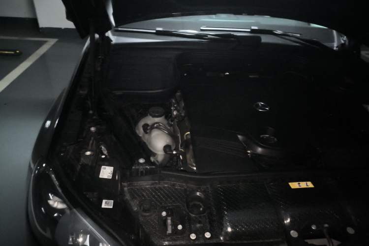 Used Mercedes-Benz GLS 2024 GLS 450 4MATIC Stylish Model Engine Bay Right