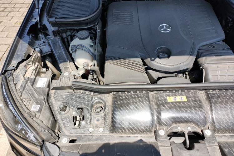 Used Mercedes-Benz GLS 2024 GLS 450 4MATIC Stylish Model Engine Bay Right