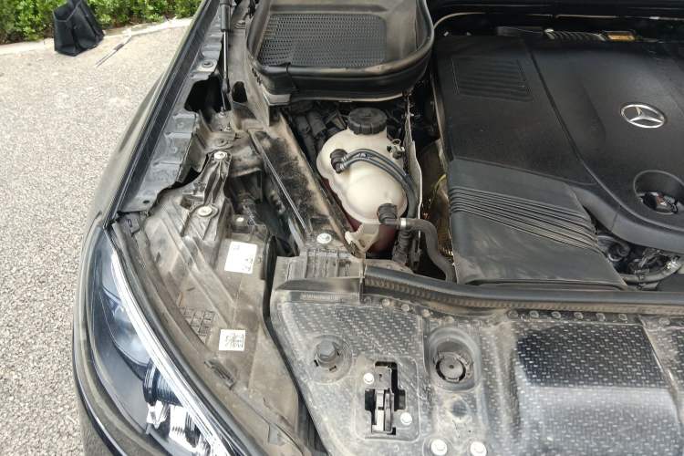 Used Mercedes-Benz GLS 2024 GLS 450 4MATIC Dynamic Edition Engine Bay Right