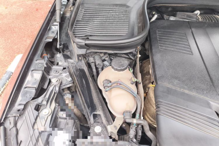 Used Mercedes-Benz GLS 2024 GLS 450 4MATIC Stylish Model Engine Bay Right