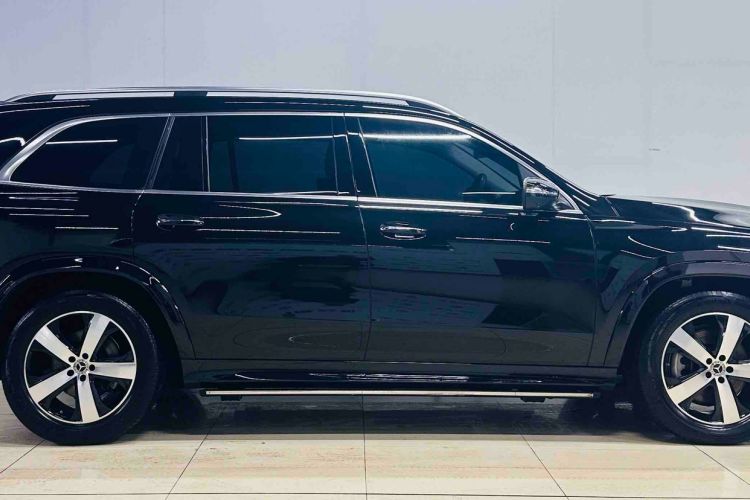 Used Mercedes-Benz GLS 2024 GLS 400 4MATIC Exterior 3