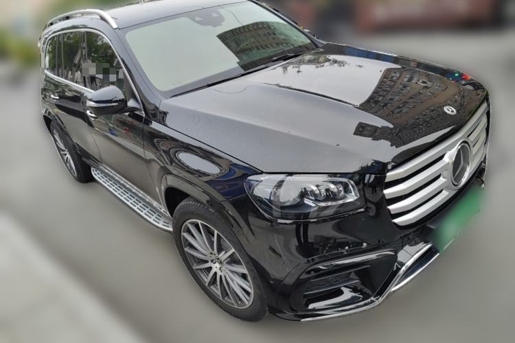 Used Mercedes-Benz GLS 2024 GLS 450 4MATIC Luxury Model Front Right 45 Deg