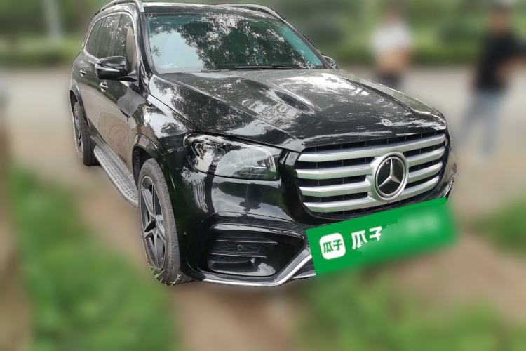 Used Mercedes-Benz GLS 2024 GLS 450 4MATIC Stylish Model Front Right 45 Deg