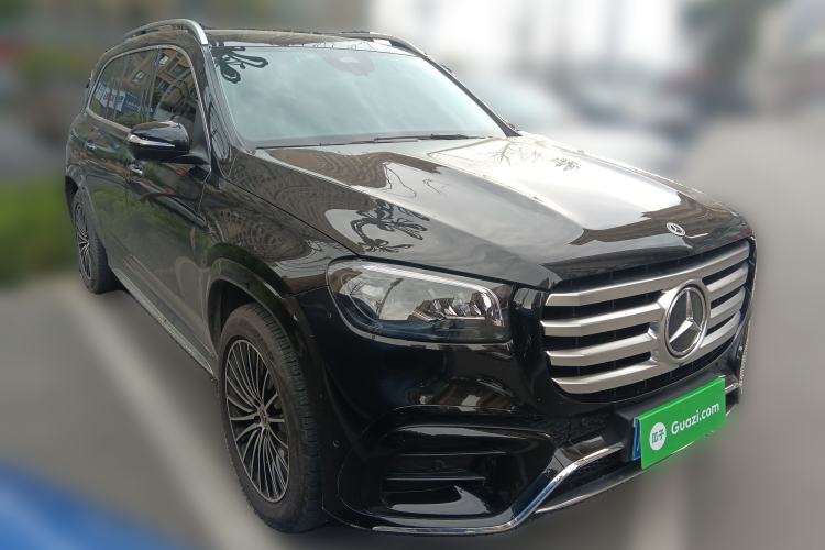 Used Mercedes-Benz GLS 2024 GLS 450 4MATIC Dynamic Edition Front Right 45 Deg