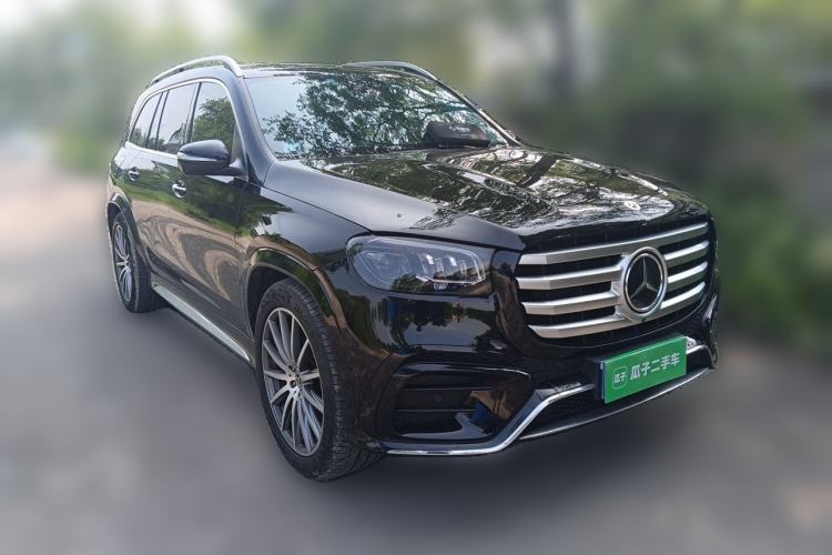 Used Mercedes-Benz GLS 2024 GLS 450 4MATIC Luxury Model Front Right 45 Deg