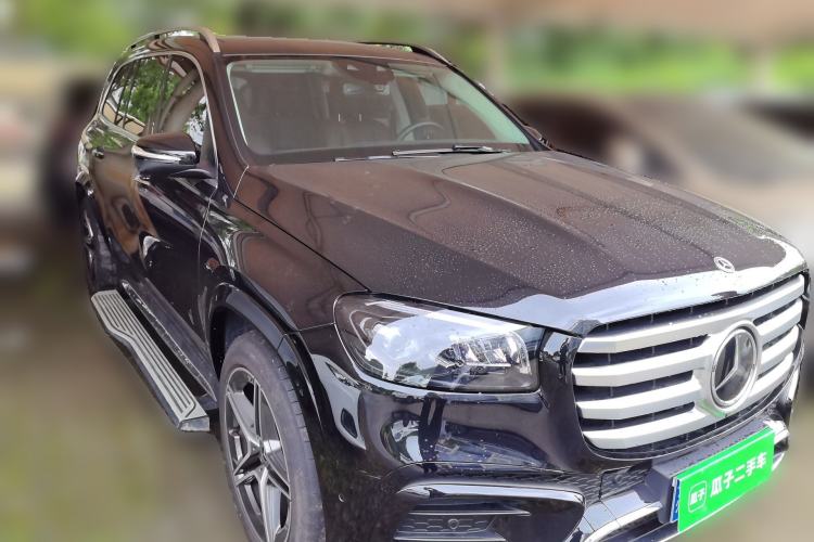 Used Mercedes-Benz GLS 2024 GLS 450 4MATIC Stylish Model Front Right 45 Deg
