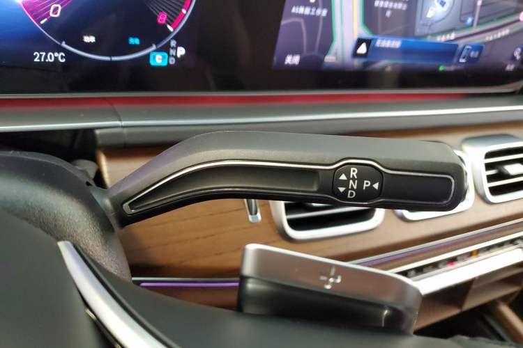 Used Mercedes-Benz GLS 2024 GLS 450 4MATIC Luxury Model Gear Lever