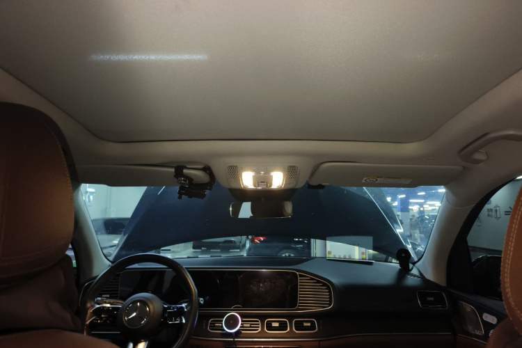 Used Mercedes-Benz GLS 2024 GLS 450 4MATIC Stylish Model Headliner