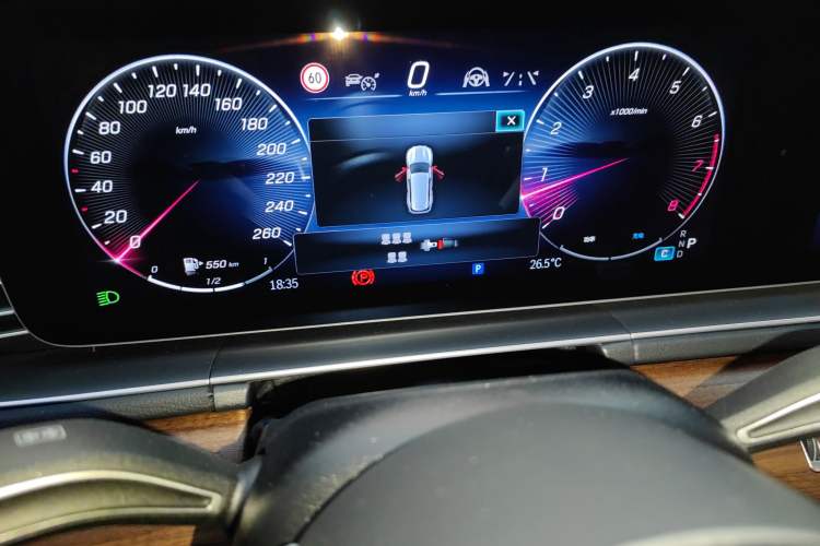 Used Mercedes-Benz GLS 2024 GLS 450 4MATIC Luxury Model Instrument Cluster