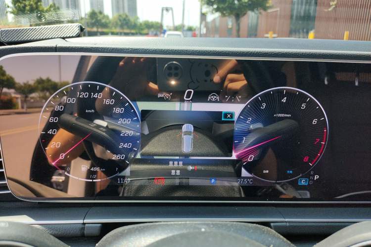 Used Mercedes-Benz GLS 2024 GLS 450 4MATIC Stylish Model Instrument Cluster
