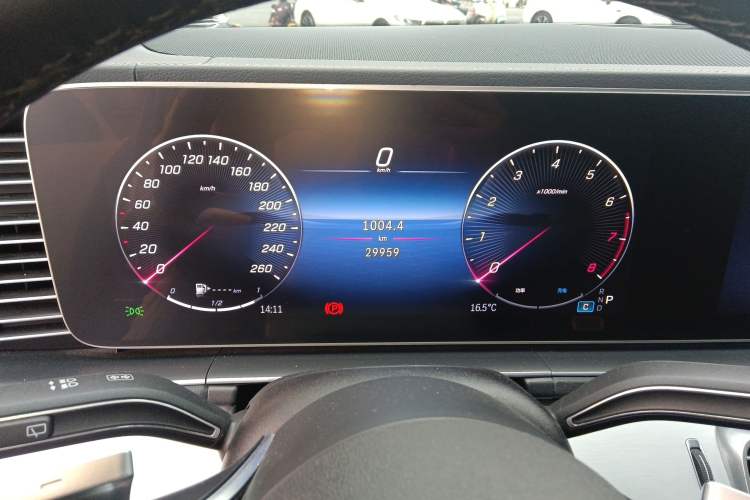 Used Mercedes-Benz GLS 2024 GLS 450 4MATIC Dynamic Edition Instrument Cluster