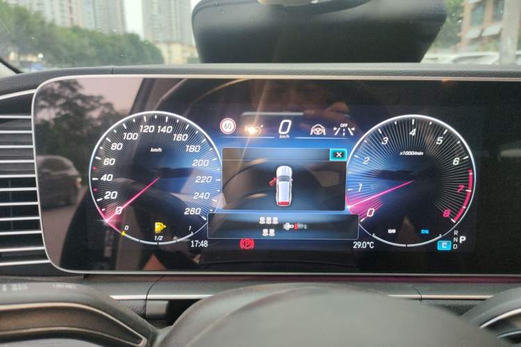 Used Mercedes-Benz GLS 2024 GLS 450 4MATIC Stylish Model Instrument Cluster