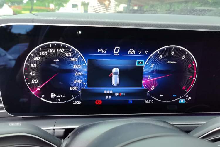 Used Mercedes-Benz GLS 2024 GLS 450 4MATIC Stylish Model Instrument Cluster