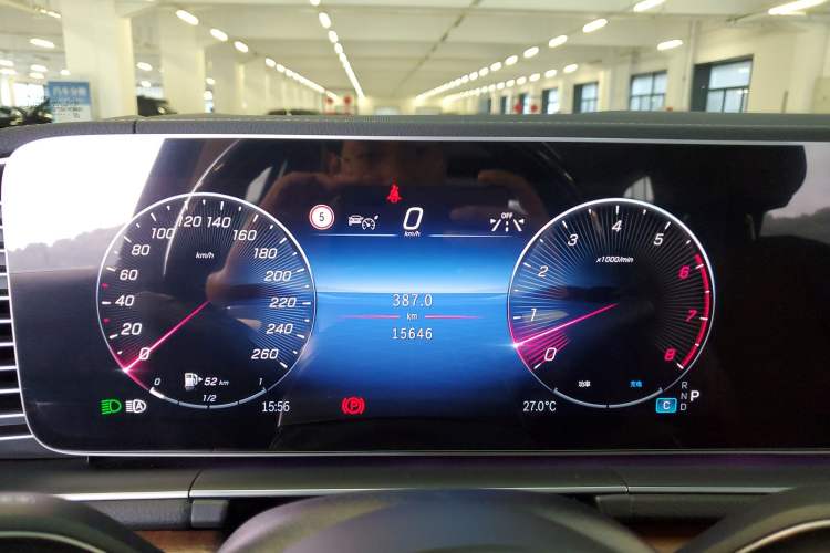 Used Mercedes-Benz GLS 2024 GLS 450 4MATIC Luxury Model Instrument Cluster