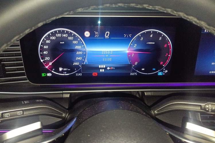 Used Mercedes-Benz GLS 2024 GLS 450 4MATIC Dynamic Edition Instrument Cluster