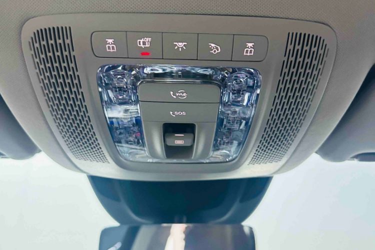 Used Mercedes-Benz GLS 2024 GLS 400 4MATIC Interior 4