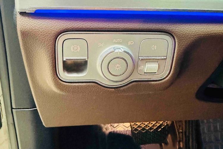 Used Mercedes-Benz GLS 2024 GLS 400 4MATIC Interior 8