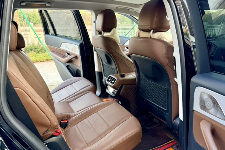 Used Mercedes-Benz GLS 2024 GLS 400 4MATIC Interior 9